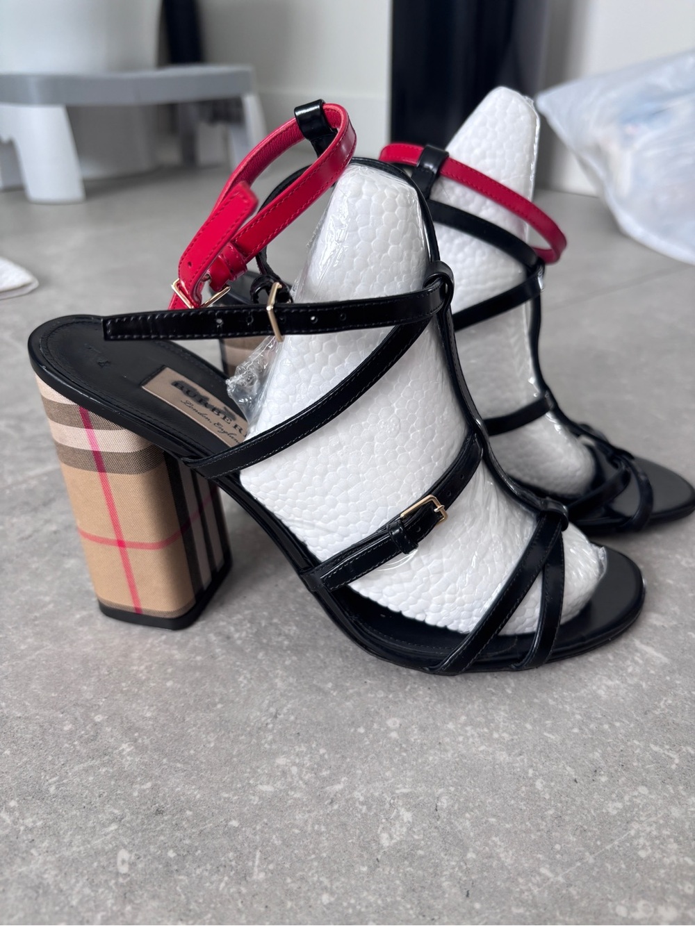 Burberry authentic Anthea Black & Red Strappy Plaid Block Heel Sandals - Picture 6 of 8